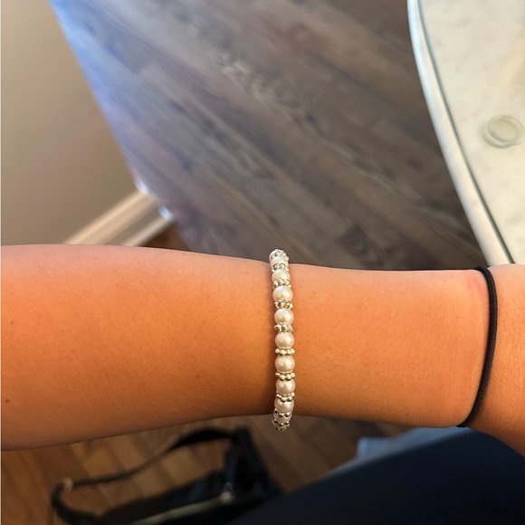 Various Bracelets - Picture 5 of 7